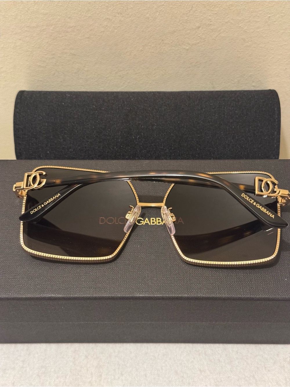 NWT Dolce & Gabbana Gold DG2279 Square Sunglasses - Full Set - Picture 11 of 17
